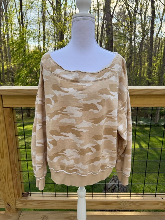 American Eagle Outfitters Tops - American Eagle Outfitters Tan & Cream Camo Off-Shoulder Sweater